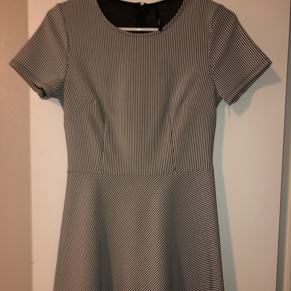 Mini eye-stunning dress